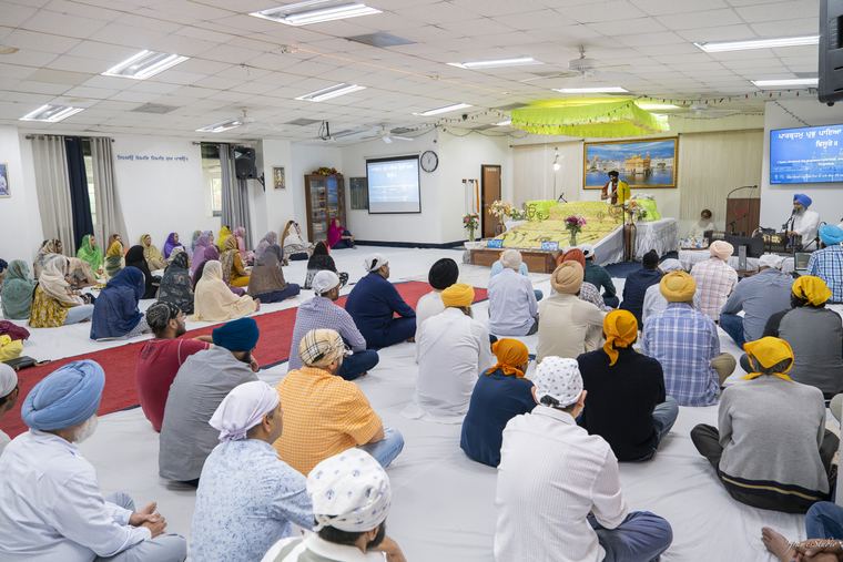The Sangat gathered in Darbar Sahib for the Sunday diwan